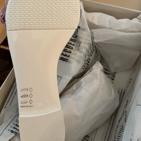 New, in box, never worn Mia Becar jelly slides size EU 38/ US 7.5 - Picture 3 of 4